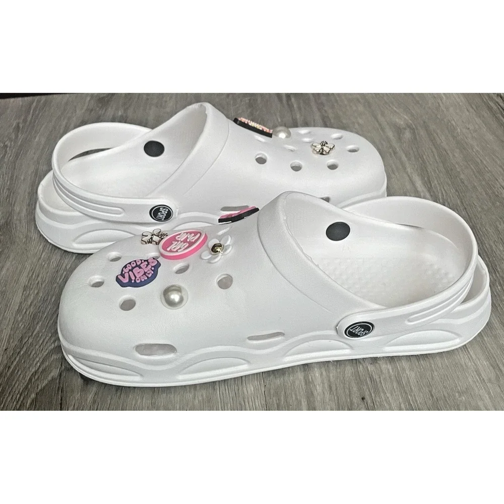 Classic White Women's Clogs Size 7 Slip On‎ Sandals